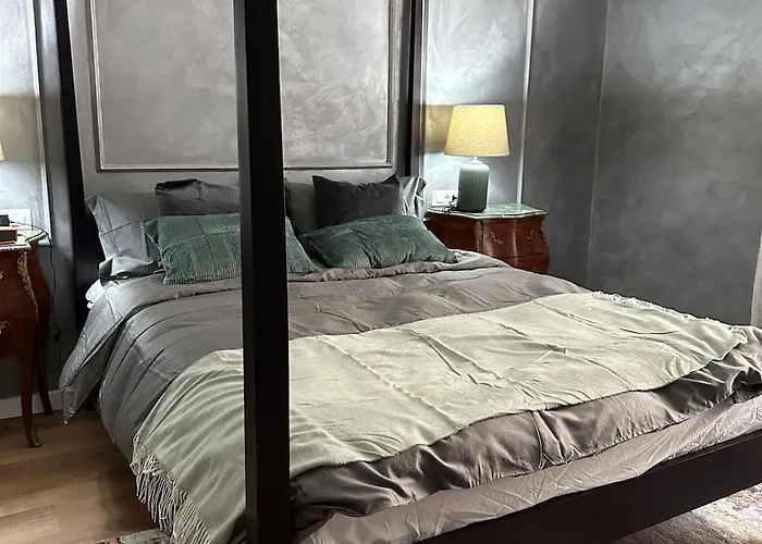Apartament Center *